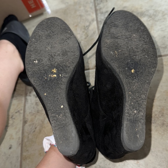 Mossimo Supply Co Black Suede Wedges, Size 9 - Picture 4 of 4